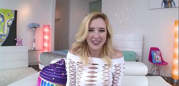  Blonde chick crazy about big dicks and anal sex - Samantha Rone
